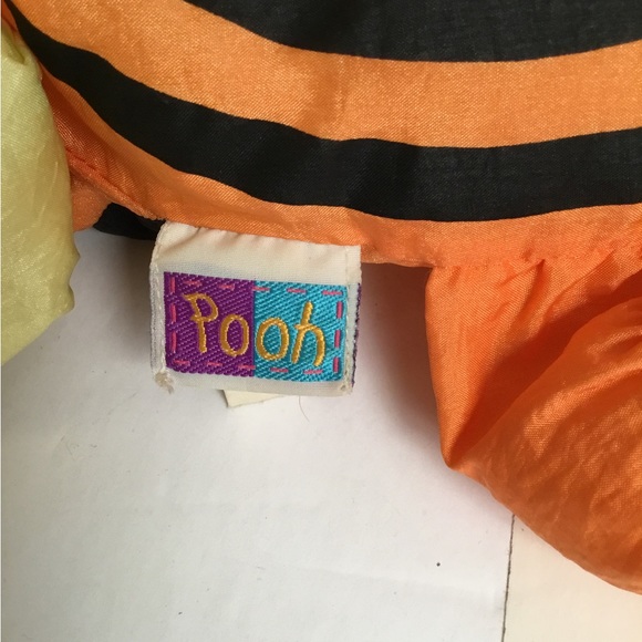 Vintage Disney’s Winnie the Pooh Tigger 90s plush stuffed head pillow - Picture 5 of 10